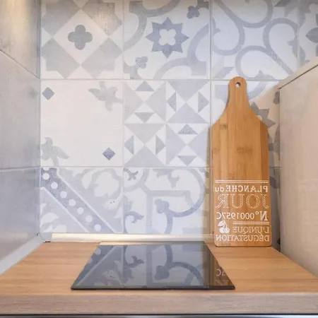 아파트 Lovely 1 Bdrm Apt / Central Colorful Cozy Gem *