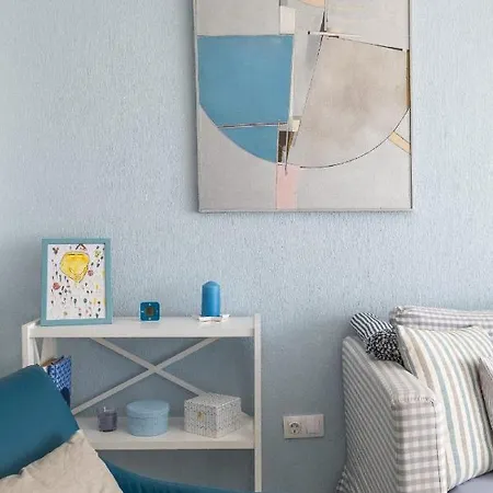 Lovely 1 Bdrm Apt / Central Colorful Cozy Gem Апартамент *