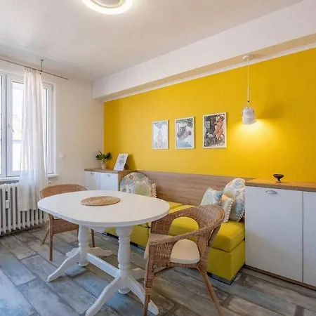Lovely 1 Bdrm Apt / Central Colorful Cozy Gem Appartement *